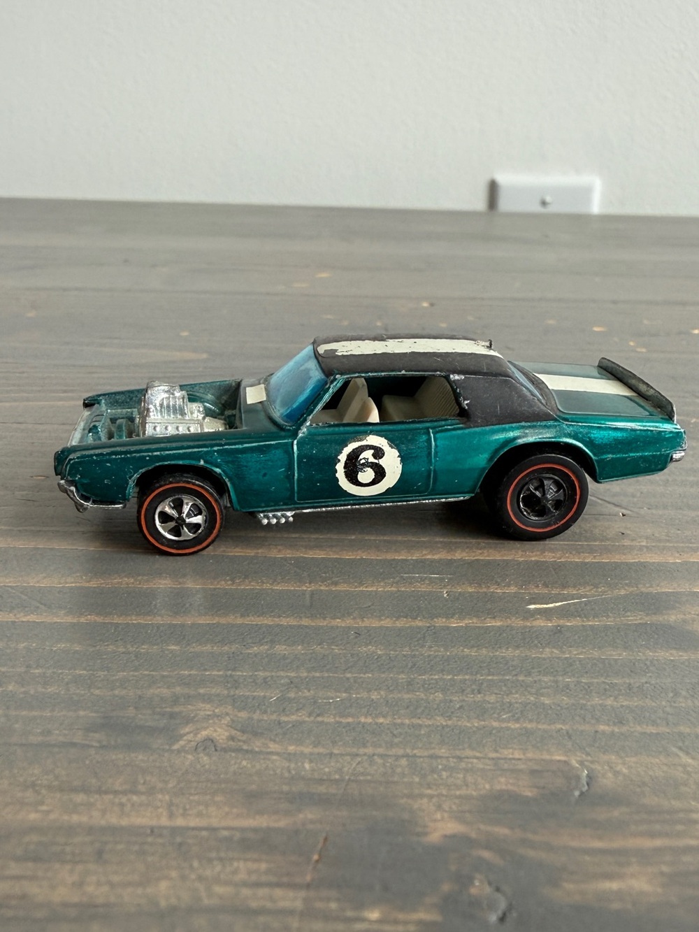 Vintage metal Hot Wheels
1969 Thunderbird TnT